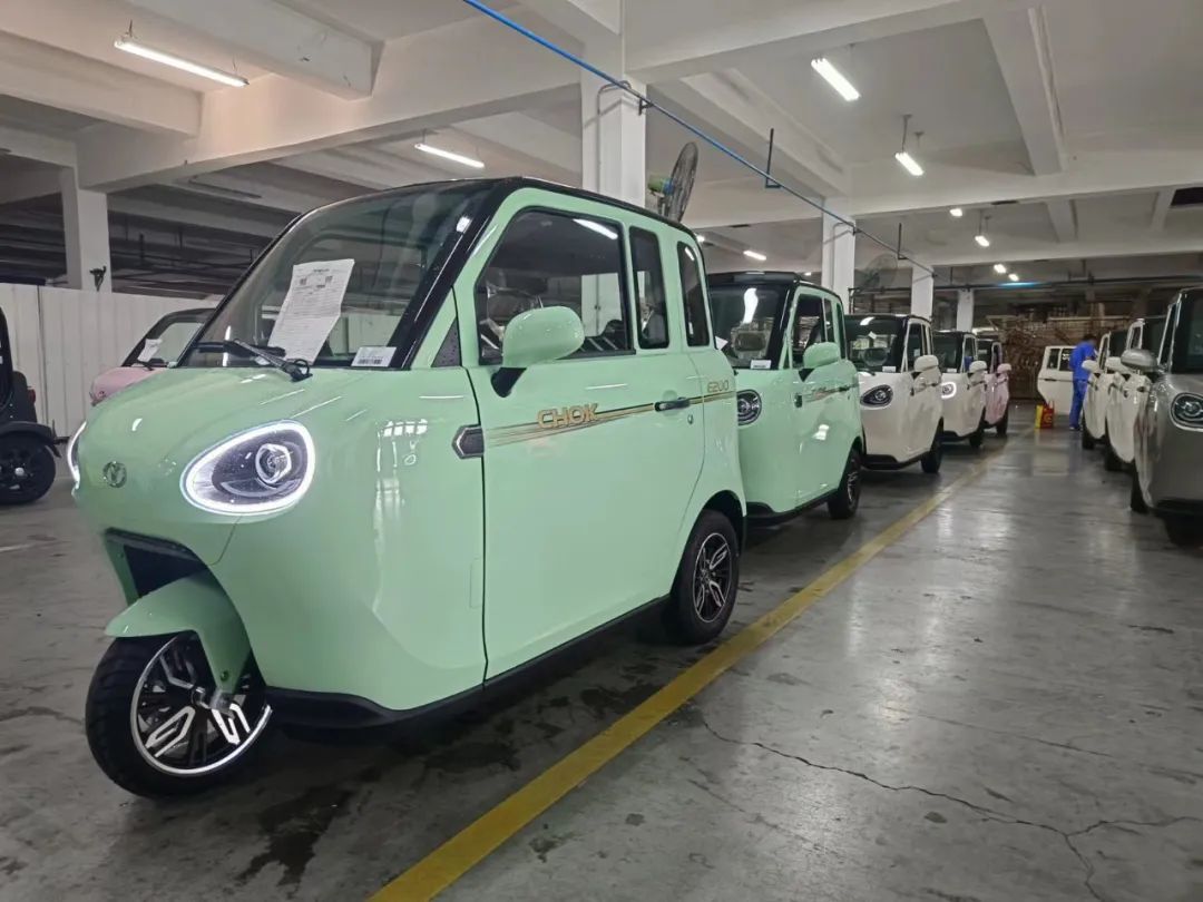 随着大阳品牌旗下首款电动三轮摩托车--巧客e200的批量下线,大阳又